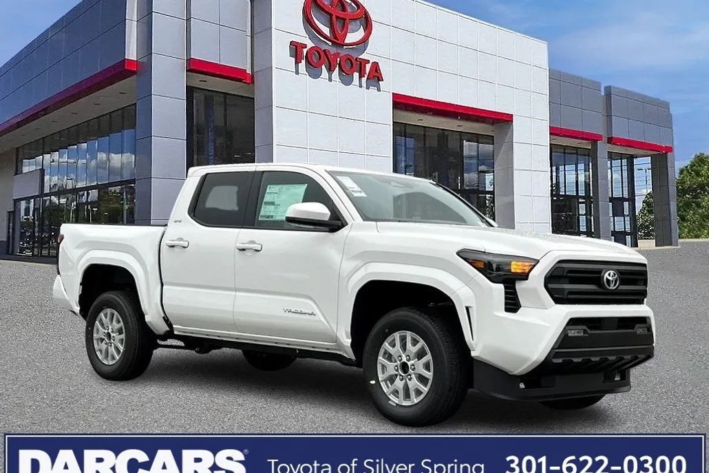 2025 Toyota Tacoma SR5 photo 1