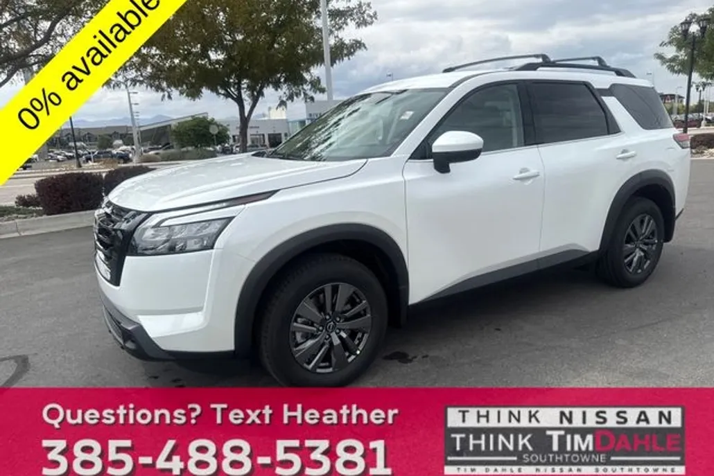 2025 Nissan Pathfinder SV photo 1