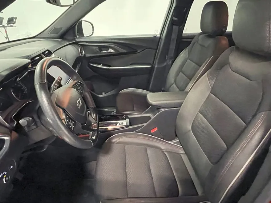 2022 Chevrolet Trailblazer RS photo 1