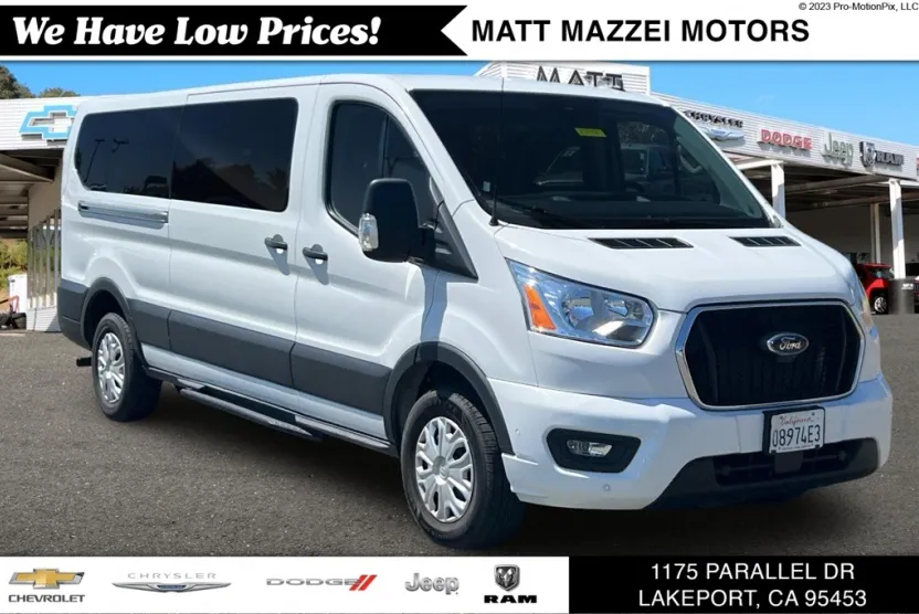 2021 Ford Transit Passenger XL photo 1