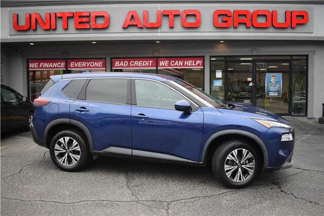 2021 Nissan Rogue SV photo 1