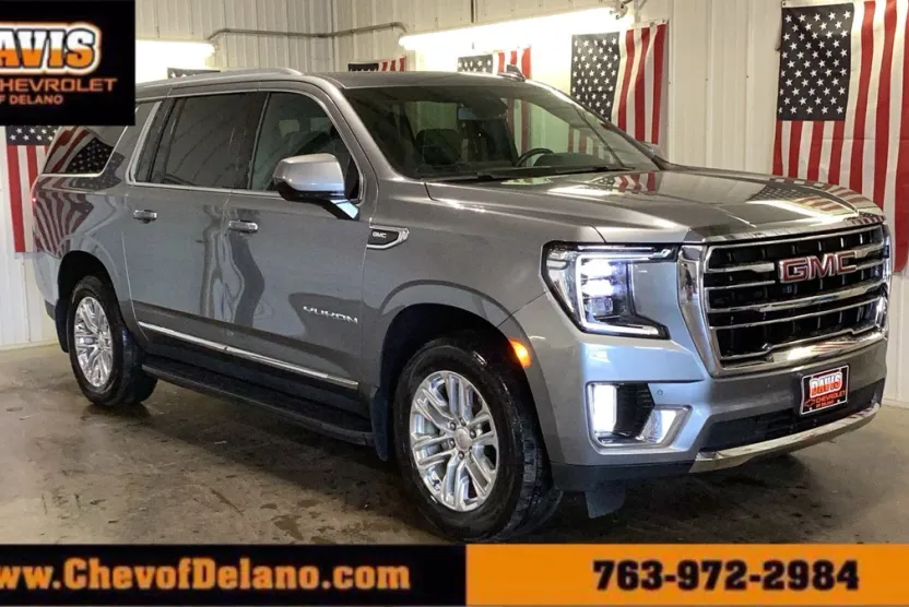2022 Gmc Yukon XL SLT photo 1