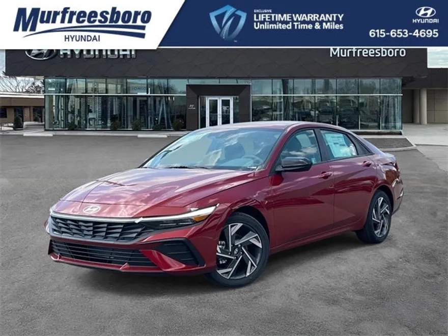 2025 Hyundai Elantra SEL Sport photo 1