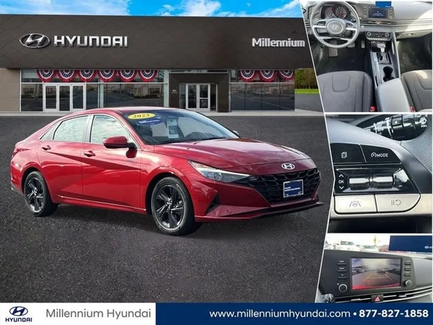 2023 Hyundai Elantra SEL photo 1