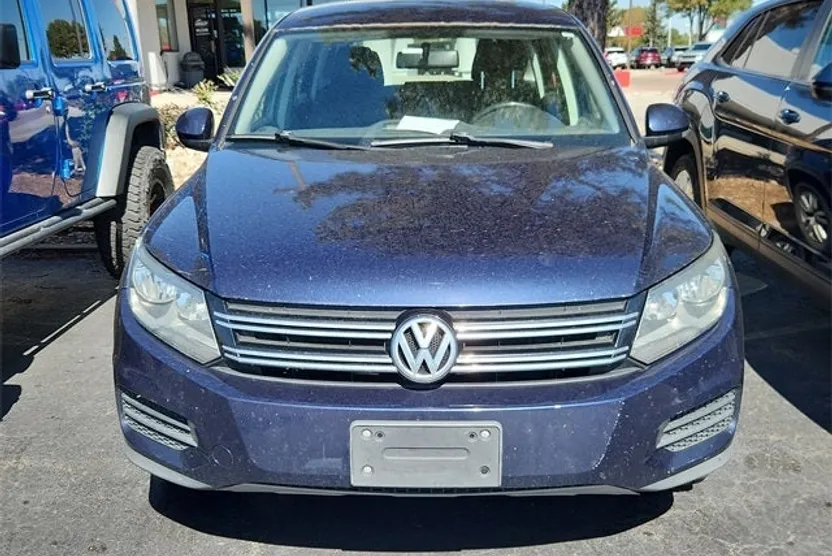 2014 Volkswagen Tiguan S photo 1
