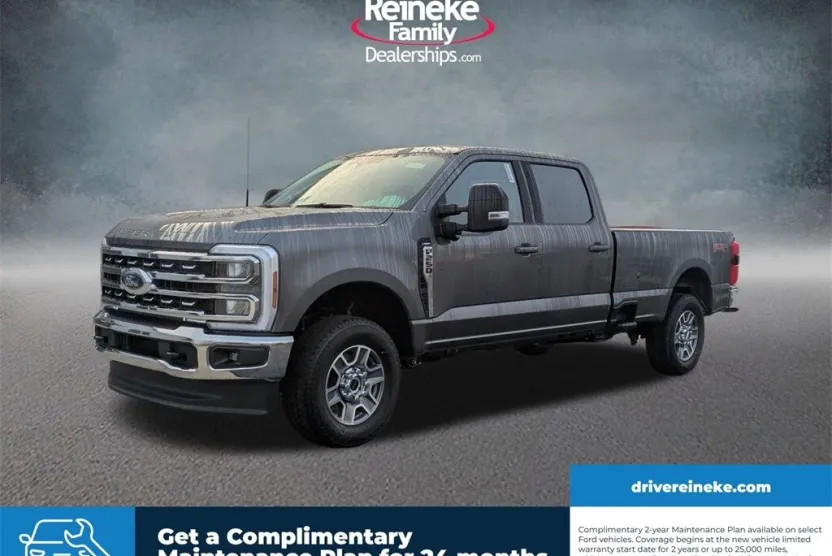 2026 Ford F-250 Lariat photo 1