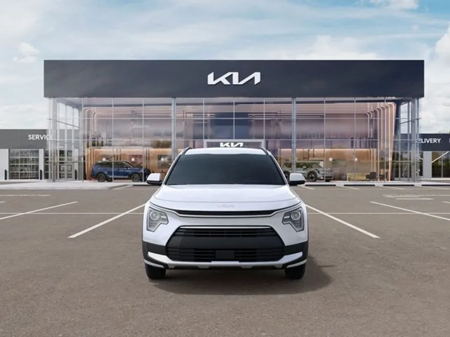 2025 Kia Niro EX photo 1