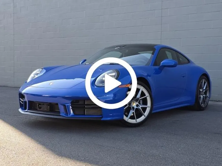 2025 Porsche 911 photo 1