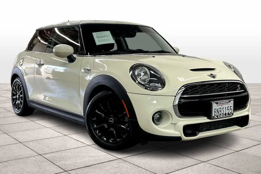 2020 Mini Cooper Hardtop S photo 1