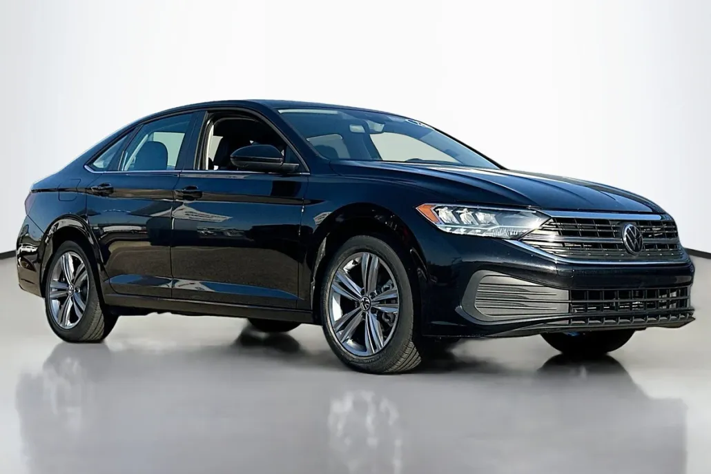 2024 Volkswagen Jetta SE photo 1