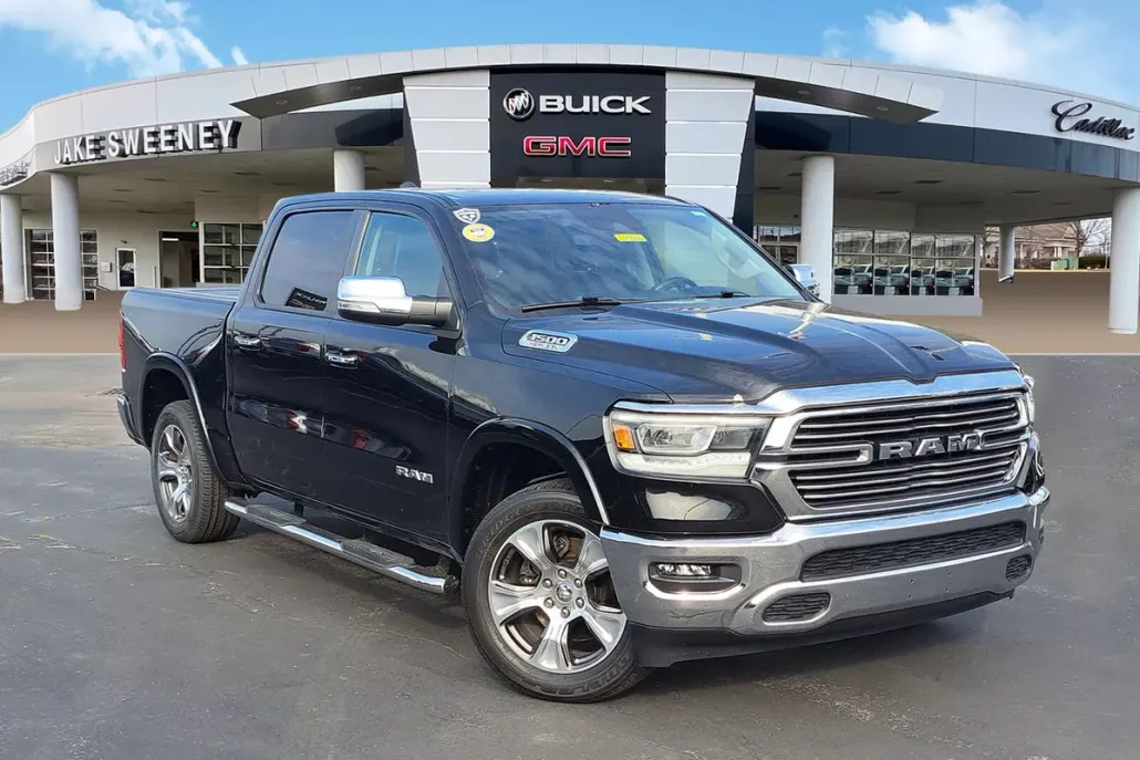 2022 Ram 1500 Laramie photo 1