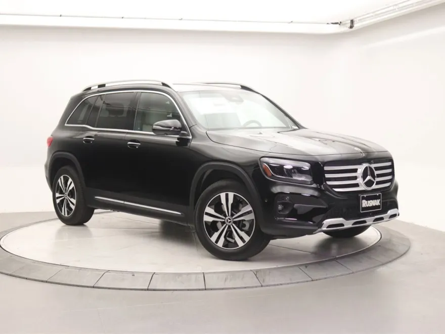 2025 Mercedes Benz GLB 250 photo 1