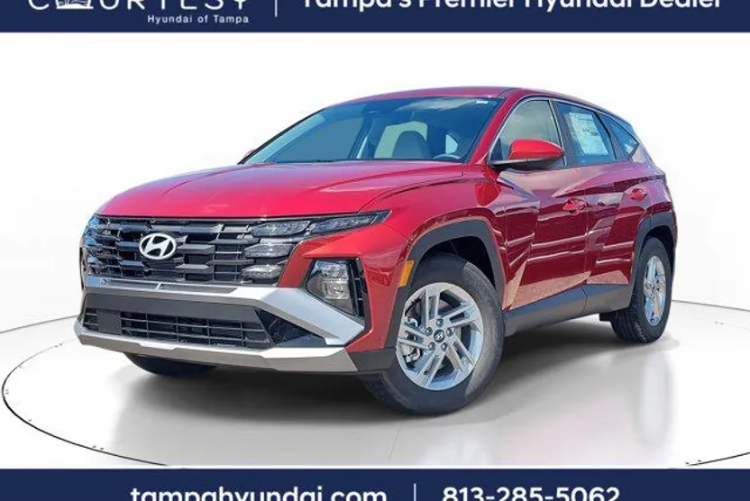 2026 Hyundai Tucson SE photo 1