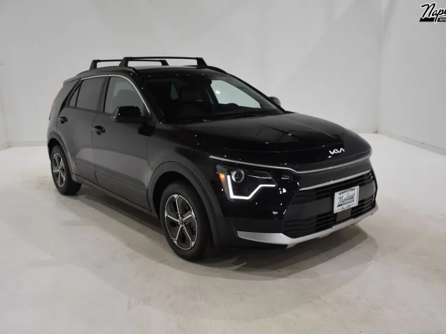 2025 Kia Niro EX photo 1
