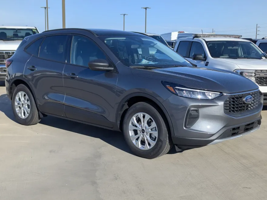 2025 Ford Escape Active photo 1
