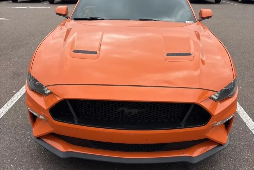 2020 Ford Mustang GT Premium photo 1