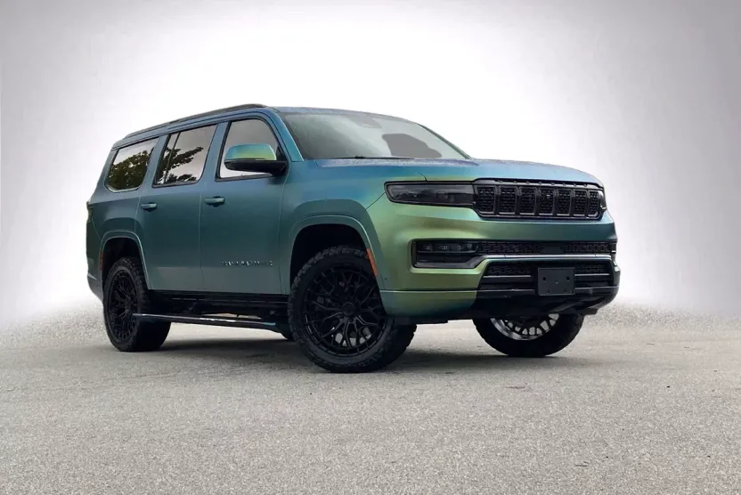 2023 Jeep Grand Wagoneer II Obsidian photo 1