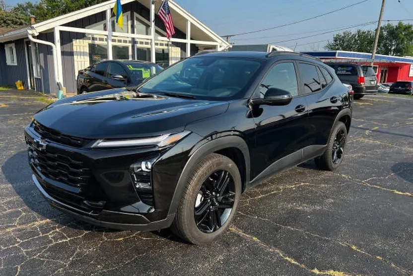 2025 Chevrolet Trax ACTIV photo 1