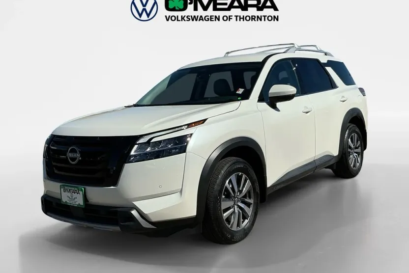2024 Nissan Pathfinder SL photo 1