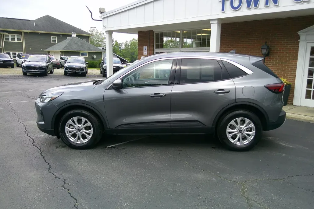 2023 Ford Escape Active photo 1