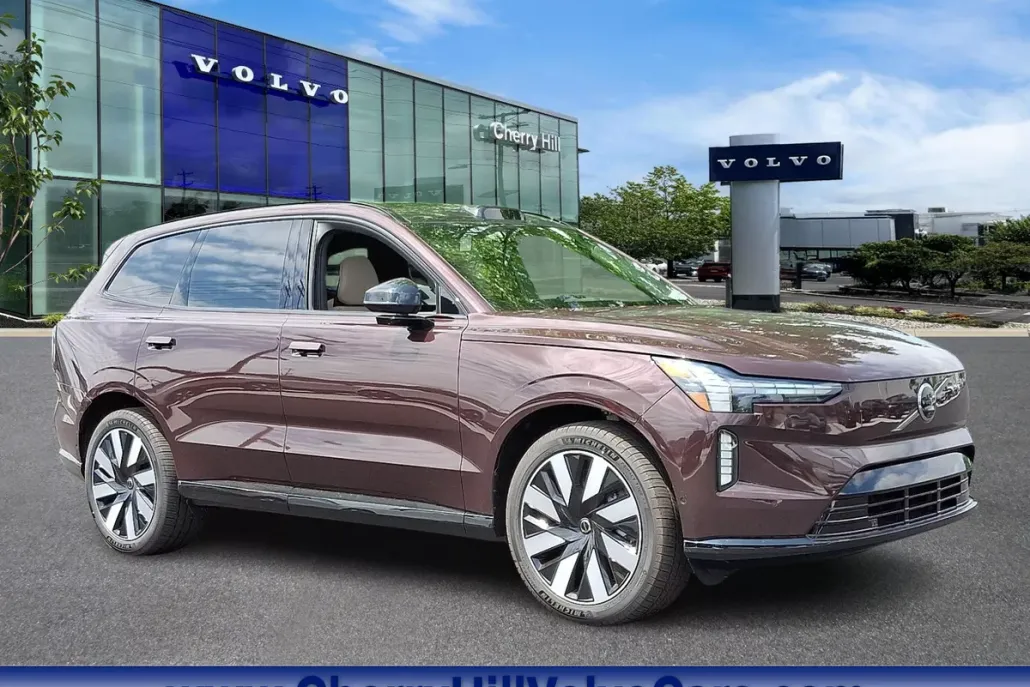 2025 Volvo EX90 Twin Motor Performance Ultra photo 1