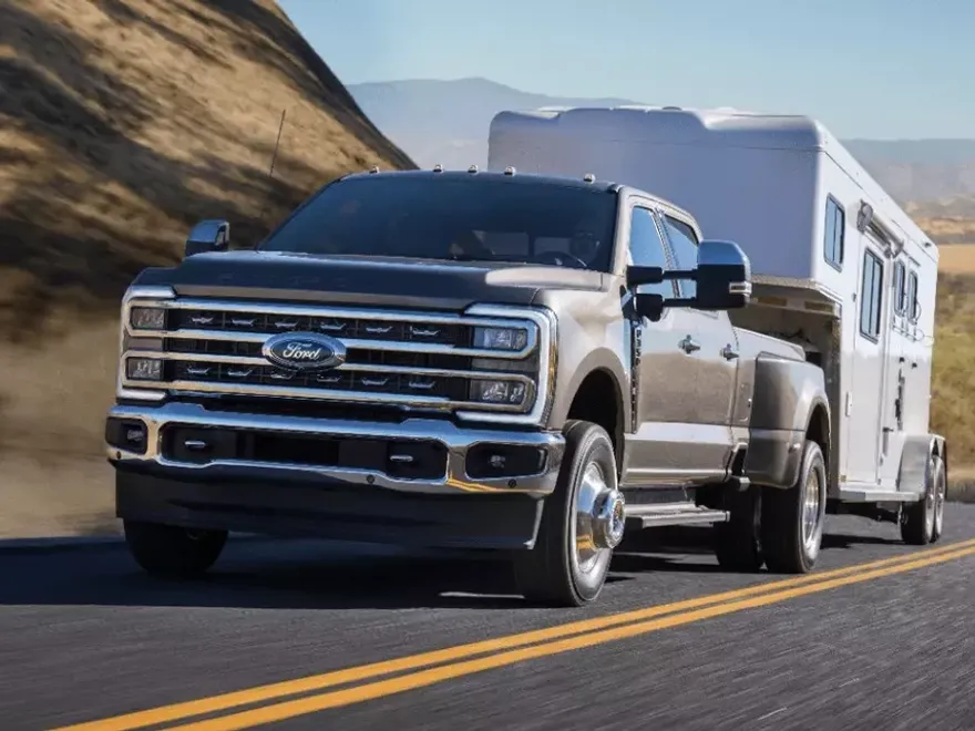 2025 Ford Explorer photo 1