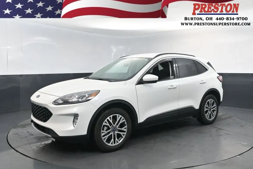 2022 Ford Escape SEL photo 1