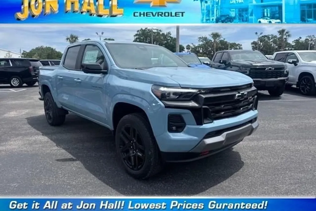 2025 Chevrolet Colorado Z71 photo 1