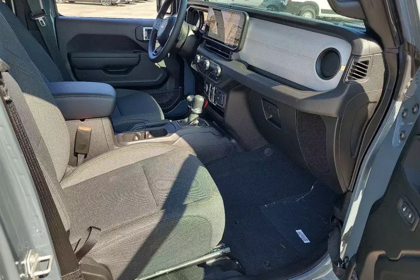 2025 Jeep Wrangler Sport photo 1