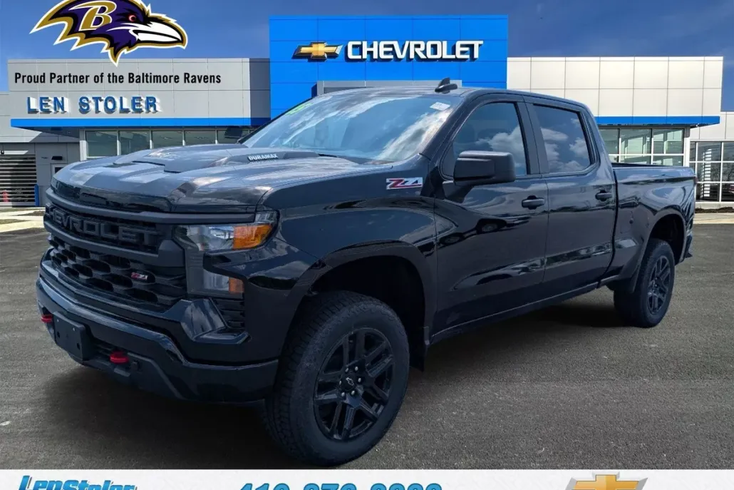 2025 Chevrolet Silverado 1500 Custom Trail Boss photo 1