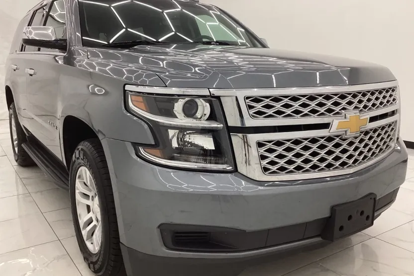2019 Chevrolet Tahoe LT photo 1