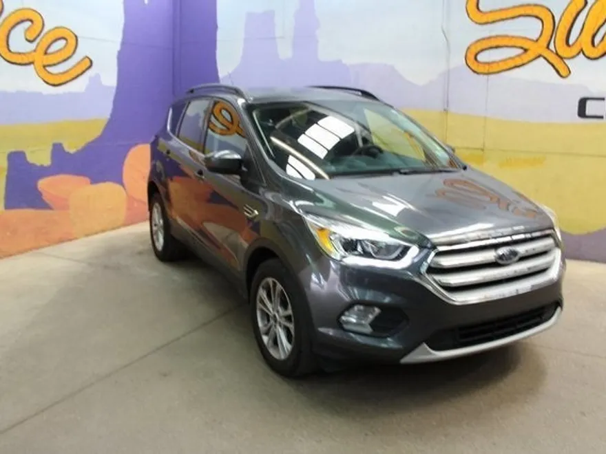 2017 Ford Escape SE photo 1