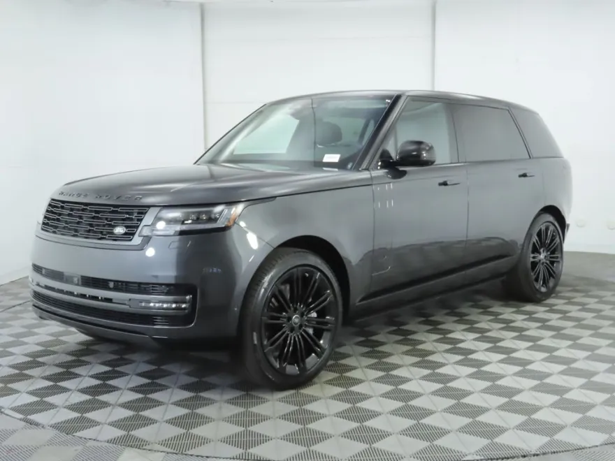 2025 Land Rover Range Rover SE photo 1