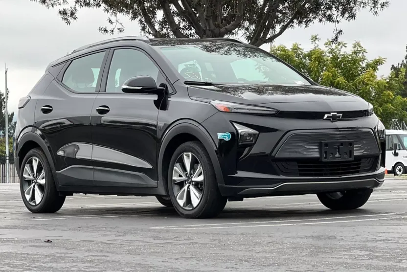 2022 Chevrolet Bolt EUV photo 1