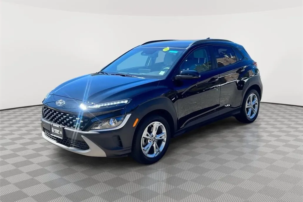 2023 Hyundai Kona SEL photo 1