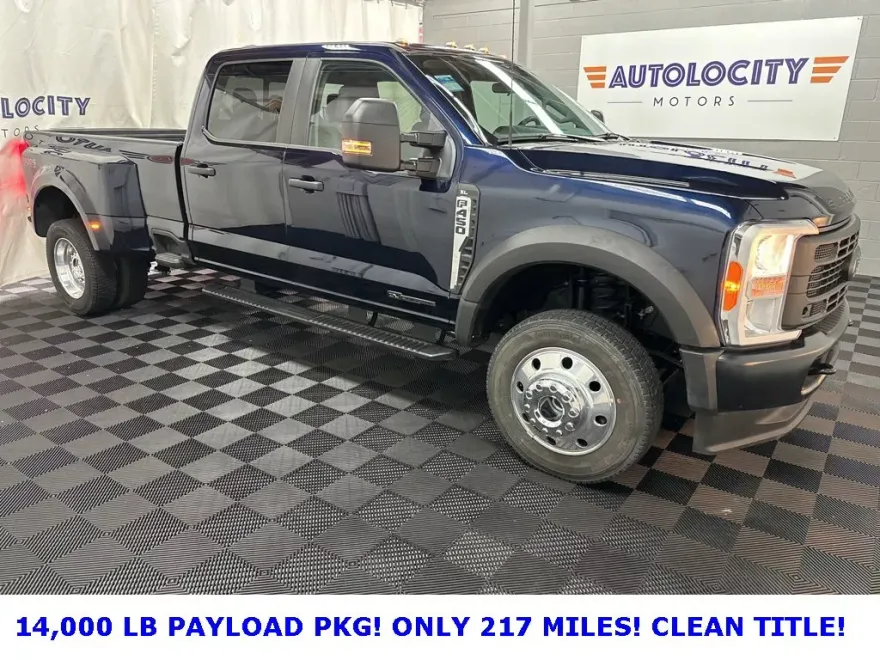 2023 Ford F-450 XL photo 1