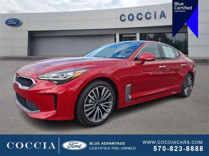 2019 Kia Stinger Premium photo 1