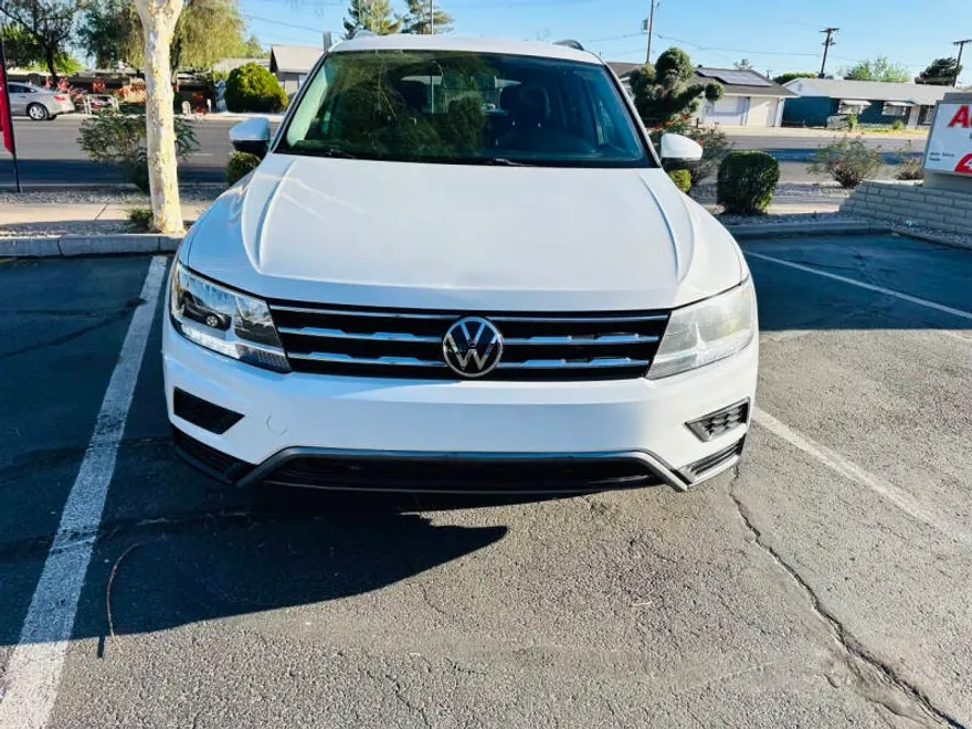 2019 Volkswagen Tiguan S photo 1