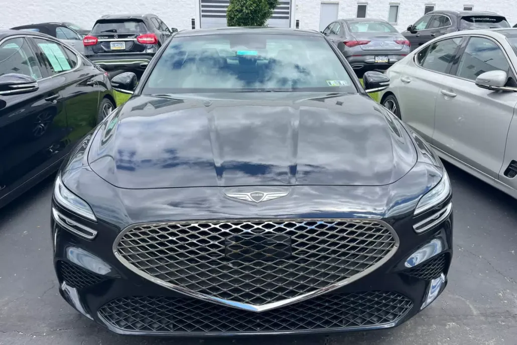 2025 Genesis G70 2.5T photo 1