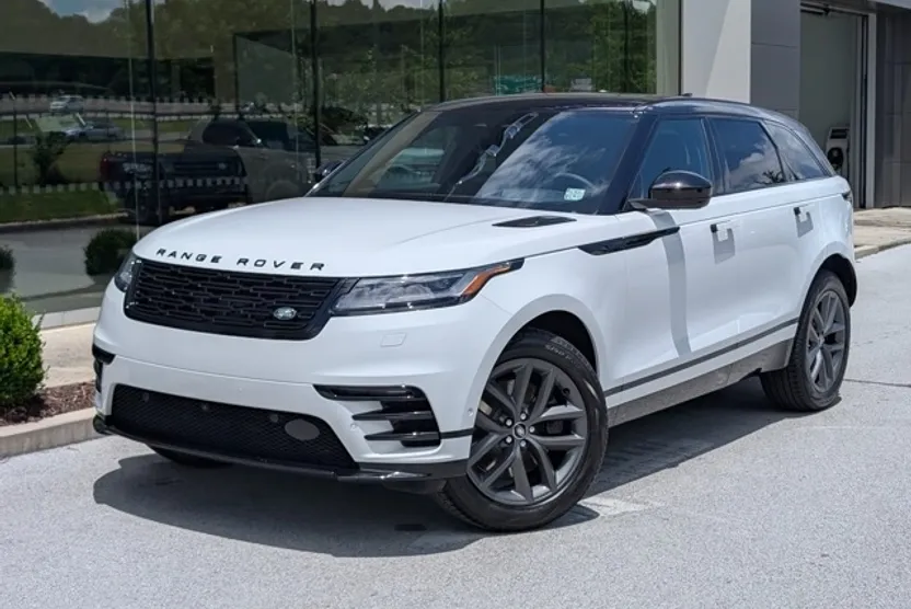 2026 Land Rover Range Rover Velar SE photo 1