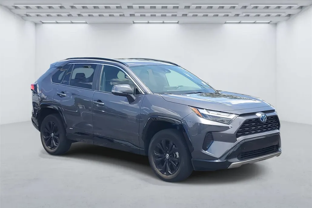 2023 Toyota RAV4 Hybrid SE photo 1