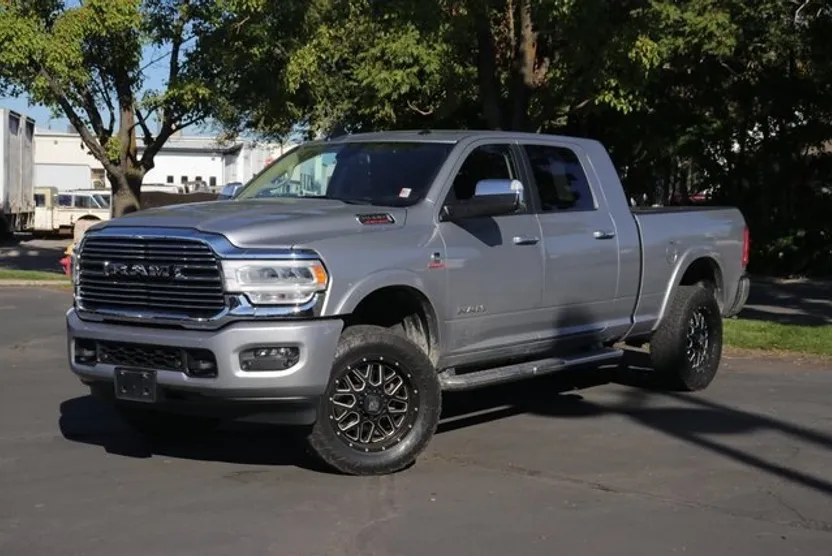 2022 Ram 3500 Laramie photo 1