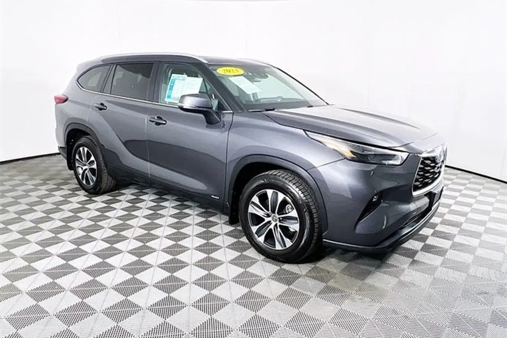 2023 Toyota Highlander Hybrid XLE photo 1