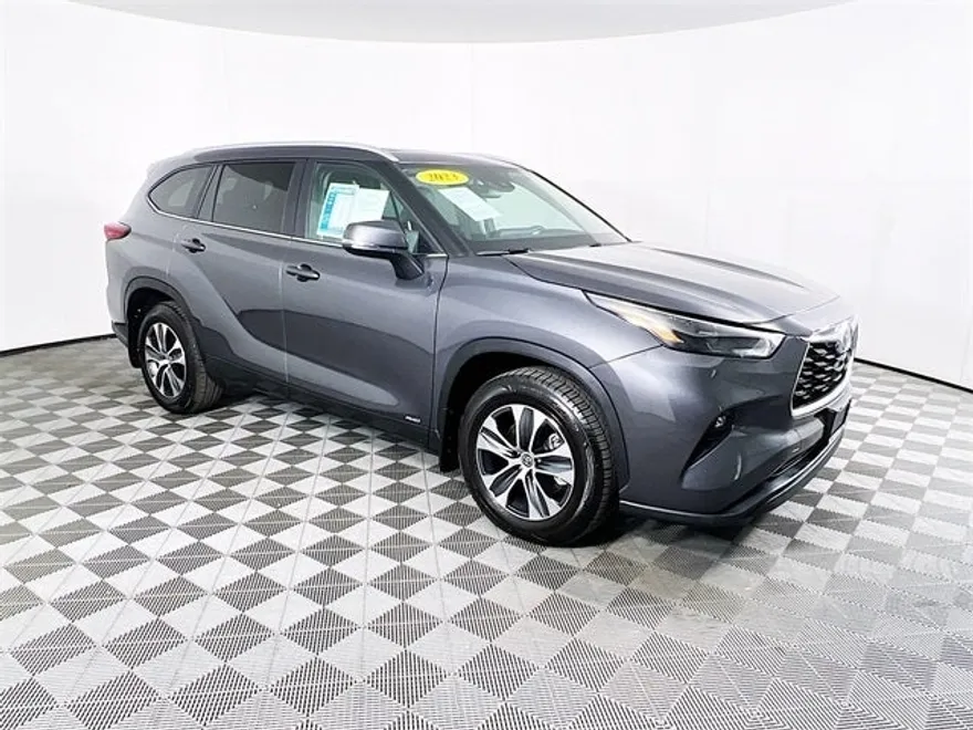 2023 Toyota Highlander Hybrid XLE photo 1