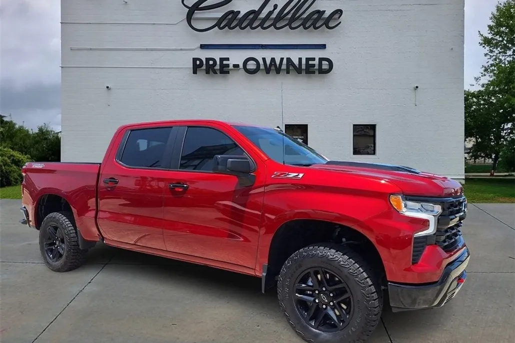 2024 Chevrolet Silverado 1500 LT Trail Boss photo 1
