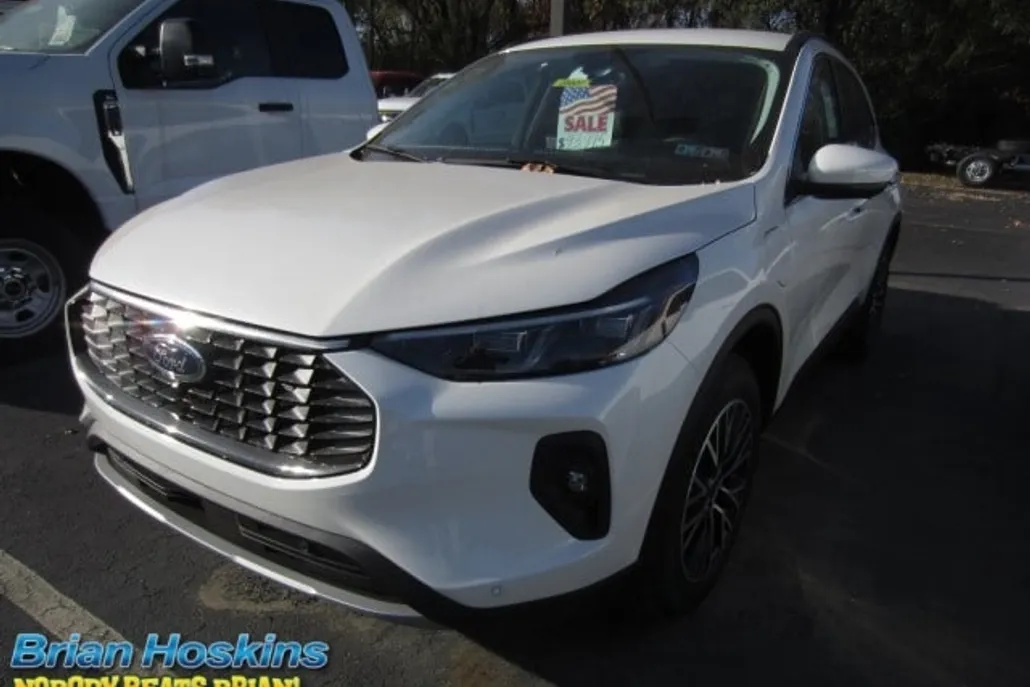 2025 Ford Escape Premium photo 1