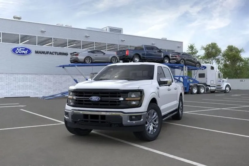2024 Ford F-150 XLT photo 1