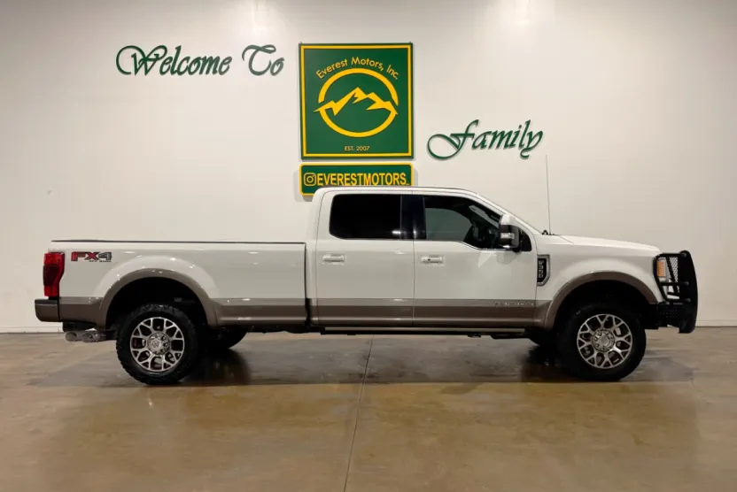 2020 Ford F-350 King Ranch photo 1