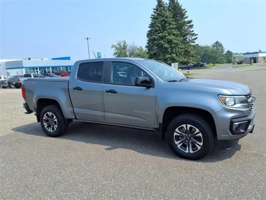 2022 Chevrolet Colorado Z71 photo 1