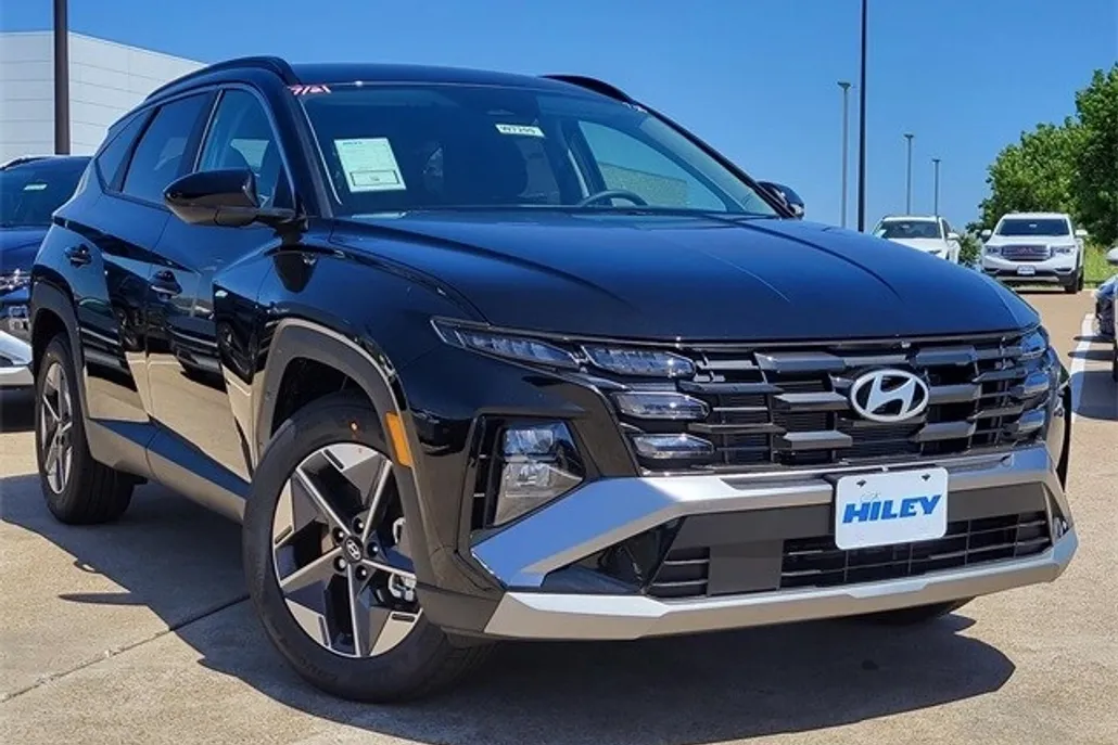 2025 Hyundai Tucson SEL photo 1